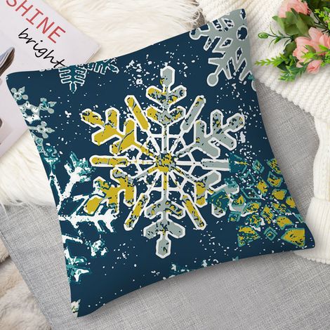 Housse de coussin gnome nordique, élégant (1/5)