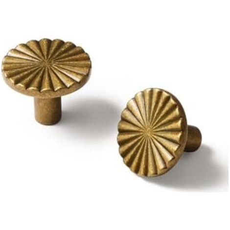 Lot de 5 boutons de meuble en bronze massif, ronds, pour tiroirs de commode ou de placard. Quincaillerie simple en alliage de zinc. (1/5)