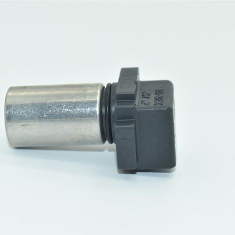Die Kurbelwellen- und Nockenwellensensoren RS-324C / FP0121550 / 1206797 eignen sich für viele Fahrzeugmodelle und liefern genaue und qualitativ hochwertige Positionssignale zur Sicherstellung des Zün (1/2)