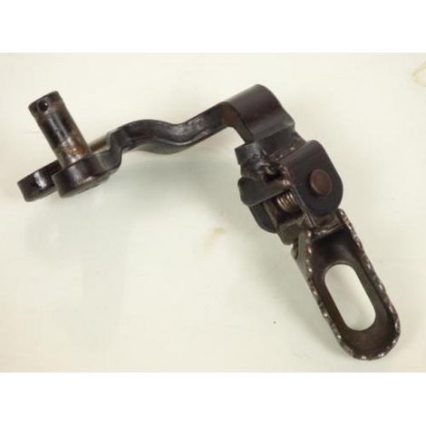 [PRODUIT D'OCCASION] Platine de repose pied pilote droit origine pour Moto Yamaha 350 (1/2)