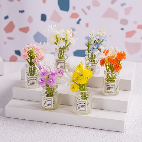 Set de 6pcs de vases mignons (style aléatoire) – Décoration de bureau, figurine anti-stress, mini décoration pour écran d'ordinateur, bureaux, pièces, ornements pour la maison (1/5)