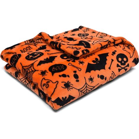 Manta polar de Halloween, 120x150 cm, color naranja suave con motivos de murciélagos y calaveras, perfecta como manta para el sofá o decoración festiva. (1/3)