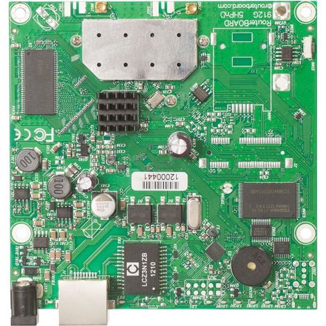 RouterBoard Mikrotik RB911G-5HPnD 600 MHz CPU, 32 MB RAM, 1x LAN, 1x 5 GHz, L3, 2x MMCX