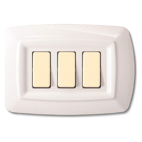 Placca serie Tondò, 3 moduli, plastica, bianco, compatibile con serie BTicino Magic - Elettrocanali ECL2593WH
