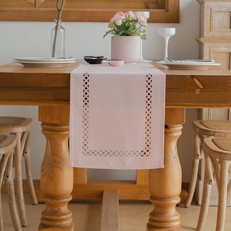 Chemin de table en lin de style bohème, chemin de table de style champêtre, 183 x 30, avec un motif géométrique découpé unique à double couche, adapté aux repas, aux fêtes et à un usage quotidien. (1/3)