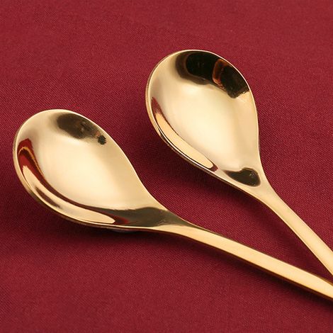 Ensemble de 4 cuillères et fourchettes de Noël en acier inoxydable, en forme de Père Noël et de sapin, pour décorer votre table à la maison (boîte verte). (1/5)