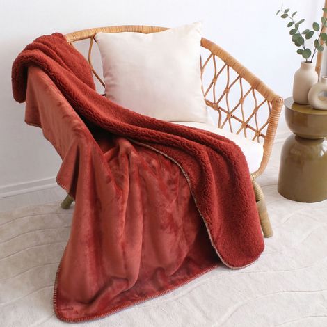 Plaid effet fourrure en flanelle "Sherlock" 300 g/m² 125x150 cm – Finition surjet - 125x150cm - Terre cuite (1/3)