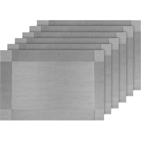 Set mit 6 Platzsets aus rutschfestem und abwaschbarem PVC.
