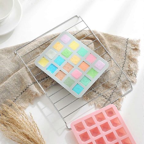 Moule en silicone polygonal à 20 cavités pour la fabrication artisanale de savons et de gâteaux au chocolat (1/4)