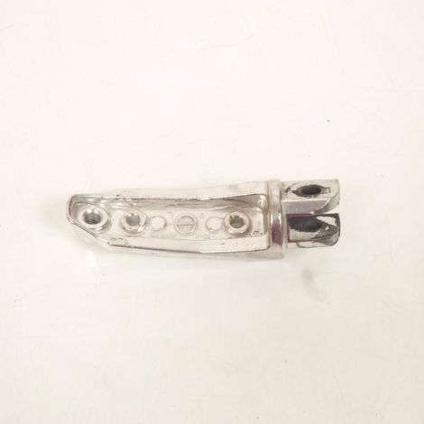 [PRODUIT D'OCCASION] Cale pied origine pour Auto Suzuki Occasion