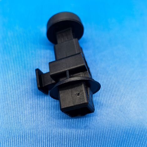 65822-BR00A is suitable for Nissan 2016-2023 Qashqai J11ZJ12Z hood rubber pads and hood cushioning rubber. (1/4)