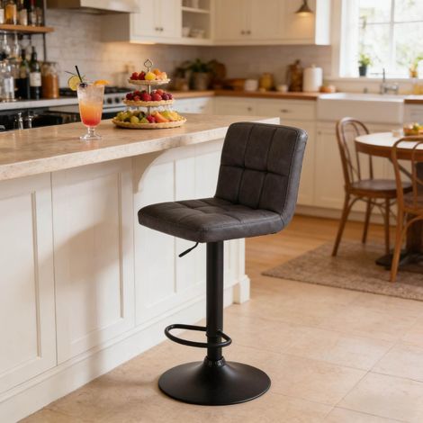 Sedia bar girevole con braccioli in similpelle OKMYHOME (1/4)
