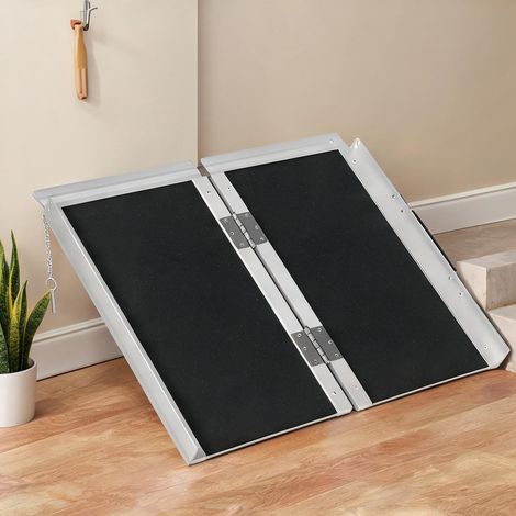 Rampe de chargement pliable en aluminium avec bordure de (1/5)