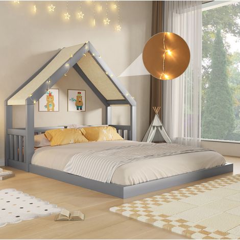 Kinder-Hausbett 140x200 cm aus MDF und Kiefer, grau, mit Stoffdach und Lichterkette – MEUBLIV (1/5)