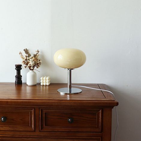 Ins Bauhaus Macaron Glas-Tischleuchte, Kinderlampe, Nachttischlampe, trendige Dekolampe, mädchenhafter Stil, USB-Knopfschalter, beige, neues Eierkuchen-Design + dünner Fuß. (1/5)