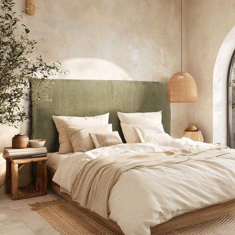 Macabane – Tête de lit rembourrée 170cm – Velours côtelé vert – Pour lits 140/160cm – Dimensions 176 x 10 x 110cm – Meuble monté (1/5)
