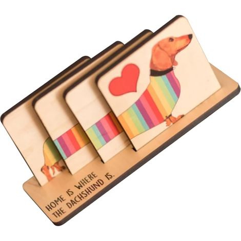 Posavasos únicos con diseño de perro arcoíris, hechos a mano en madera, perfectos para encimeras y como decoración. Diseño creativo de perro salchicha arcoíris en madera. (1/4)