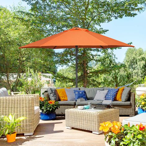 Parasol hexagonal de 196 cm de diamètre. idéal pour la plage. le balcon ou le jardin. Couleur orange.