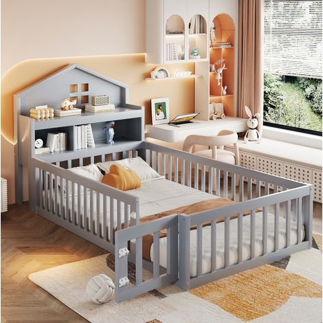 Letto per bambini a casetta 90x200 cm in legno massello grigio con testiera contenitore, barriera di sicurezza, porta e rete a doghe (1/5)