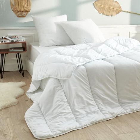 Couette - Blanrêve - Douceur - 240 x 220 cm - Anti Acarien - Microfibre 100% Polyester