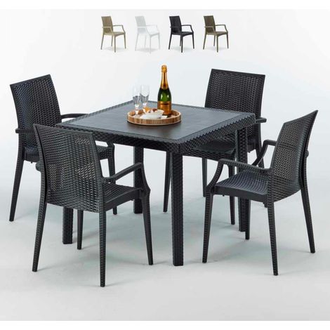 Grand Soleil – Ensemble table carrée noire 90x90cm avec 4 chaises Arm Bistrot – Résistant aux intempéries – Design Made in Italy – Pour usage public