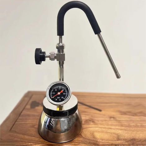Mousseur À Lait Extérieur, Machine À Mousser l'eau Bouillante À La Vapeur, avec Buse À 3 Trous, Manomètre, Bouilloire en Acier Inoxydable, Chauffage À Flamme Nue Et Plaque À Induction (1/5)