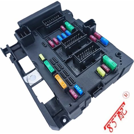La boîte à fusibles 6500Y1 9657608580 best applicable aux Peugeot 206307406807 et Citroën C2C3C5C8. (1/4)