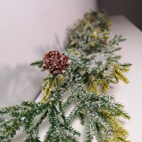 160cm Realistic Look Christmas Green Spruce Garland with Frosting and Plastic Pine Cones (1/5)