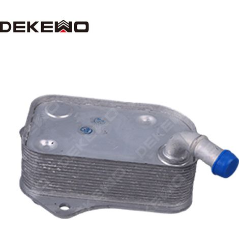 Oil cooler 06B117021 suitable for Volkswagen B5, Audi A4, B6, B7, A6, and C5 2.0 engines. (1/3)