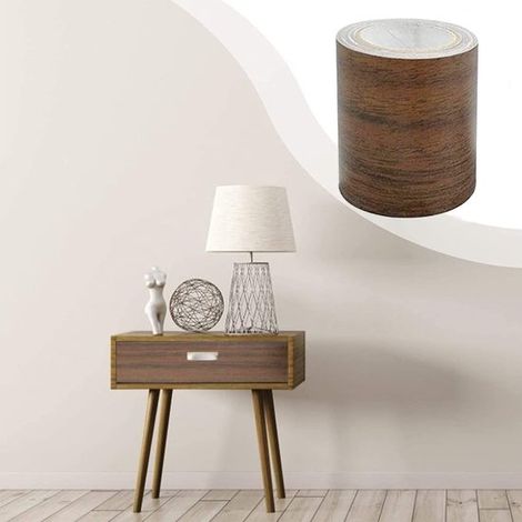 Reparaturklebeband in Holzoptik – 8 cm x 4,57 m – Selbstklebende Dekorfolie & Möbelaufkleber – Aufkleber in Holzoptik für Möbel & Fußböden – Realistischer Holzeffekt – Wasserabweisend – Dunkelbraun – (1/5)