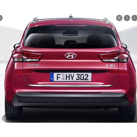 Hyundai i30 III Kombi con detalles cromados y portón trasero cromado (1/3)