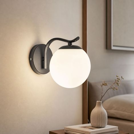 Applique murale LED design moderne, noir, fer et acrylique, E27, sans scintillement, 3000K-6500K, H16xL13cm, idéal chambre salon (1/5)