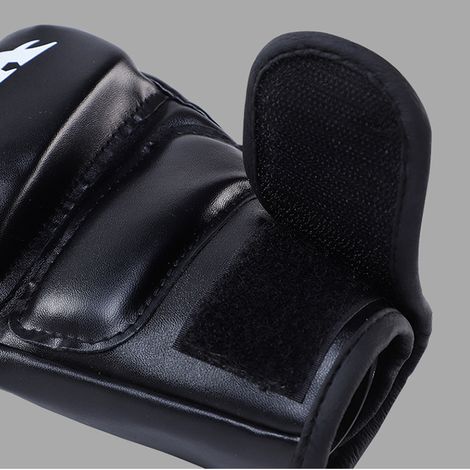1 Paar Halbfinger-Boxhandschuhe mit guter Polsterung, hohler und verdickter Handfläche, schwarz, MMA.