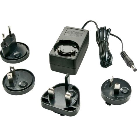 Lindy 73807 Universalnetzadapter schwarz 15 W
