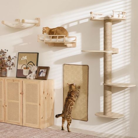 Étagères Murales pour Chat, Ensemble 4 en 1 de Mobilier Mural Stable en Bois, Arbre à Grimper avec Hamac, Lit, Perchoir et Tapis à Gratter, Beige (1/5)