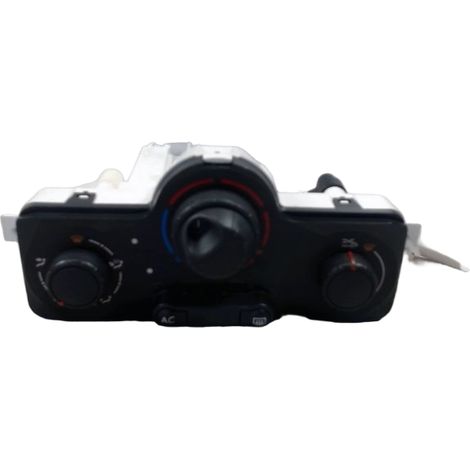 [PRODUIT D'OCCASION] Commande De Chauffage RENAULT Clio ♻️ Ref Oe. 7701070473 - Garantie à vie (1/3)