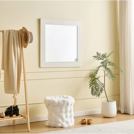 Specchio da parete quadrato 80 x 80 cm con cornice bianca effetto legno, MDF, design moderno HAVRYA (1/5)
