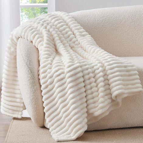 Plaid Polaire Blanc Crème pour Lit 1 Personne Couverture Hiver 150x200 cm Doux et Chaud Cadeau Coconning Idéal pour Femme et Homme (1/5)