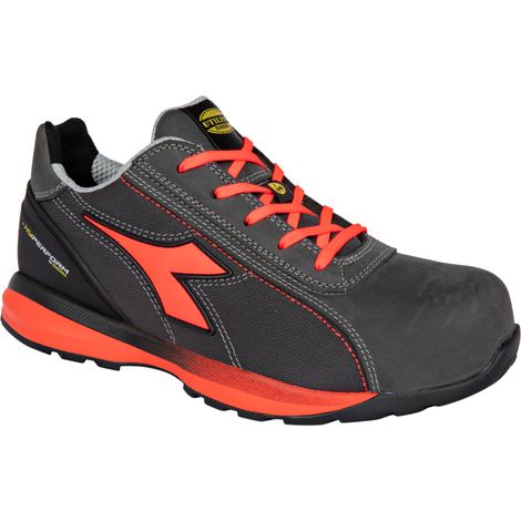 Chaussures de sécurité basses GLOVE HYPER LOW S3S FO HRO SR ESD grises DIADORA - 183043 75070 44