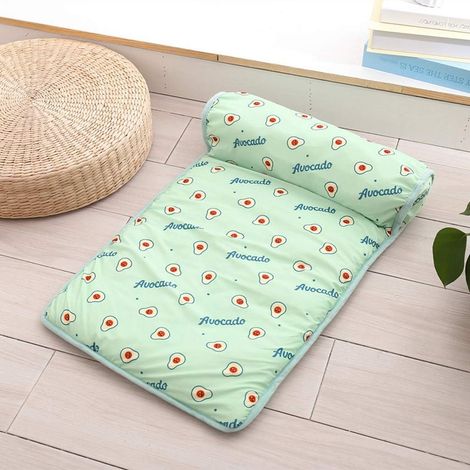 Tapis rafraîchissants, tapis d'été auto-rafraîchissant en soie glacée pour animaux de compagnie, respirant et portable pour soulager la chaleur (1/5)