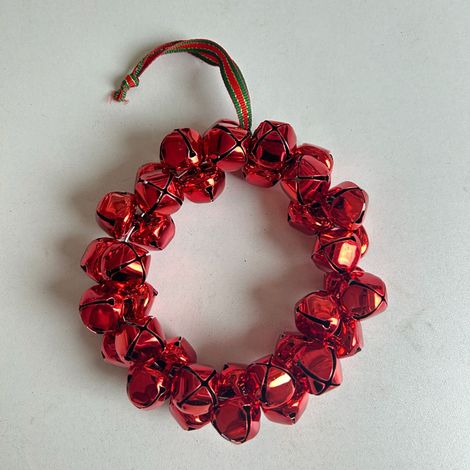 Couronne de Clochettes de Noël en Métal, Suspension Décorative pour Sapin, Vitrine et Décoration de Scène, Ornement Festif Rouge (1/3)