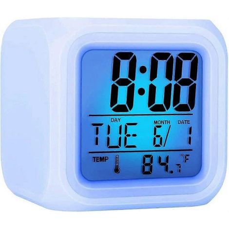 Réveil numérique lumineux en forme de cube avec grand affichage de l'heure, de la date et de la température. LED colorées. (1/5)