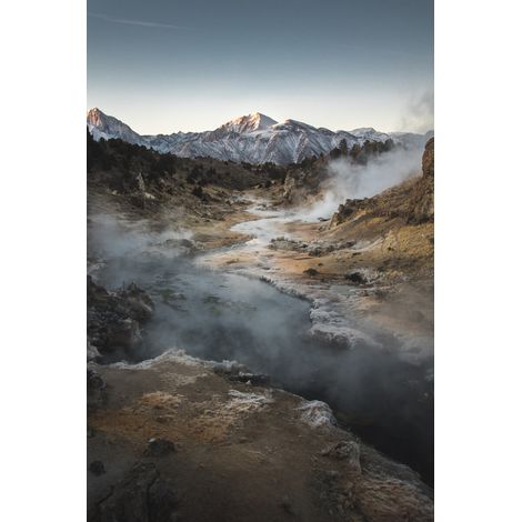 Tableau sur toile source chaude 30x45 cm - Impression sur Toile Murale Décorative - Image imprimée en HD sur Toile - Toile sur Châssis en Bois FSC - Fabriqué en France (1/5)