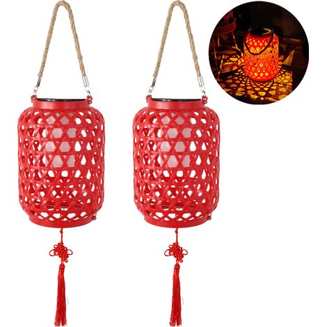 Lot de 2 lanternes solaires imitation bambou, imperméables, en rotin et plastique, pour décoration de jardin, rouge (1/5)