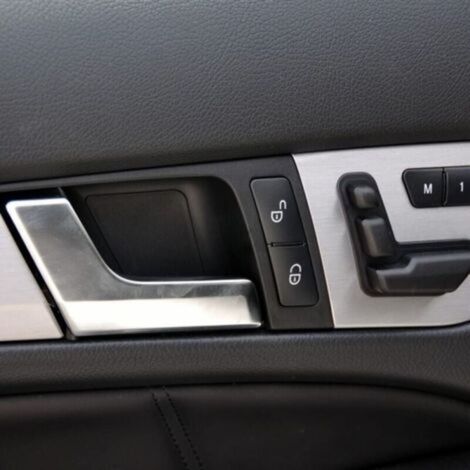 Innentürgriff für Mercedes W204 X204 C-Klasse 2047201171 Mattierter Innentürgriff links Kit 2047201763 2047202763 (1/4)