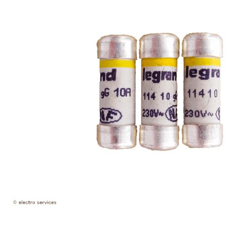 Legrand – Lot de 3 fusibles à voyant 10A – Pouvoir de coupure 20 000A – Dimensions 8,5x23mm – Conforme normes EN 60269 et IEC 60269