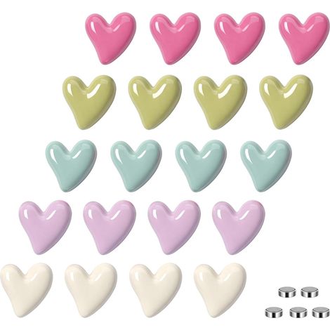 Set mit 20 kleinen, farbenfrohen, herzförmigen Kühlschrankmagneten und 5 Ersatzklebemagneten schöne Dekomagnete für Magnettafeln, Whiteboards, Kühlschränke und Schreibtische. (1/5)
