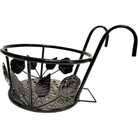 Support mtallique pour plantes suspendues sur le porche (1/5)