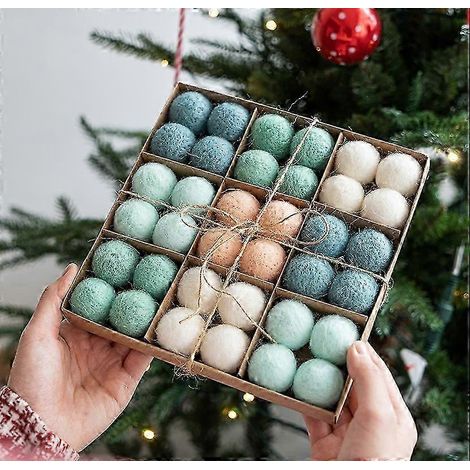 Boule de Noël en feutre de laine, très populaire, à suspendre au sapin, petite boule de Noël, accessoire de décoration pour vos créations DIY. Boule de Noël en feutre H (1/5)