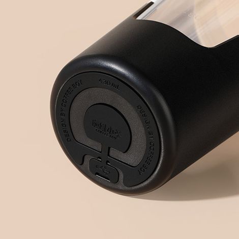 Tasse de mixeur électrique 430 ml, 7000 tr/min, rechargeable, auto-mélangeuse, avec poignée en silicone, idéale pour les boissons protéinées et le café (noir). (1/5)